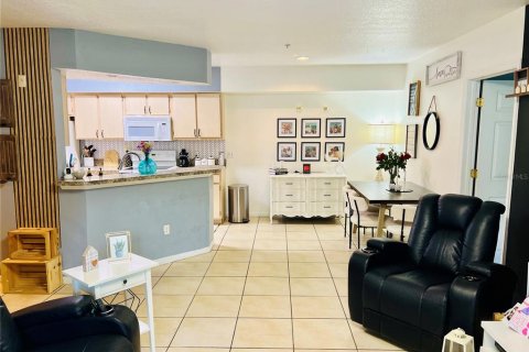 Condominio en venta en Orlando, Florida, 2 dormitorios, 94.11 m2 № 2198260 - foto 6