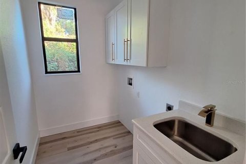 Villa ou maison à louer à Rotonda, Floride: 3 chambres, 161.46 m2 № 1918076 - photo 23