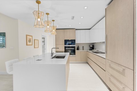 Condominio en venta en Riviera Beach, Florida, 3 dormitorios, 194.91 m2 № 2158182 - foto 14