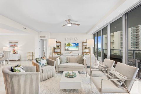 Condominio en venta en Riviera Beach, Florida, 3 dormitorios, 194.91 m2 № 2158182 - foto 16