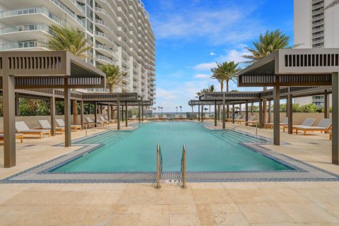 Condominio en venta en Riviera Beach, Florida, 3 dormitorios, 194.91 m2 № 2158182 - foto 3