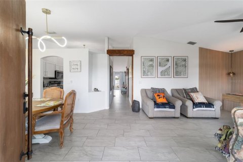Casa en venta en Ocala, Florida, 3 dormitorios, 155.15 m2 № 2122250 - foto 14