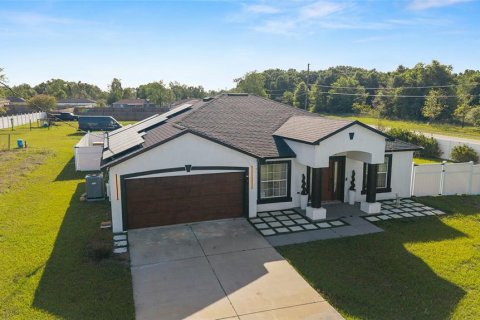 House in Ocala, Florida 3 bedrooms, 155.15 sq.m. № 2122250