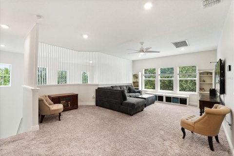 Купить таунхаус в Уинтер-Гарден, Флорида 11 комнат, 213.95м2, № 1803813 - фото 15