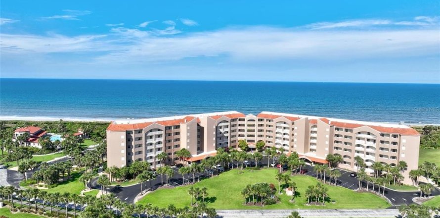 Condominio en Palm Coast, Florida, 2 dormitorios № 1789231