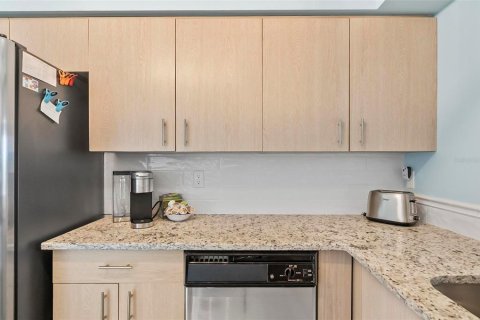 Condo in Palm Coast, Florida, 2 bedrooms  № 1789231 - photo 14