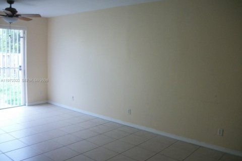 Купить таунхаус в Хомстед, Флорида 4 спальни, 150.32м2, № 2032991 - фото 7