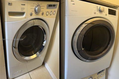 Купить таунхаус в Хомстед, Флорида 4 спальни, 150.32м2, № 2032991 - фото 13