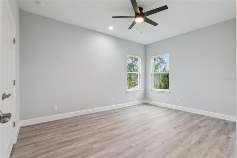 Villa ou maison à vendre à Deltona, Floride: 4 chambres, 212.84 m2 № 2280279 - photo 22