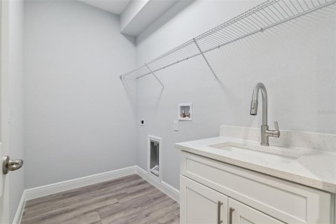 Villa ou maison à vendre à Deltona, Floride: 4 chambres, 212.84 m2 № 2280279 - photo 23