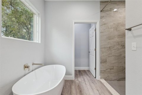 Villa ou maison à vendre à Deltona, Floride: 4 chambres, 212.84 m2 № 2280279 - photo 14