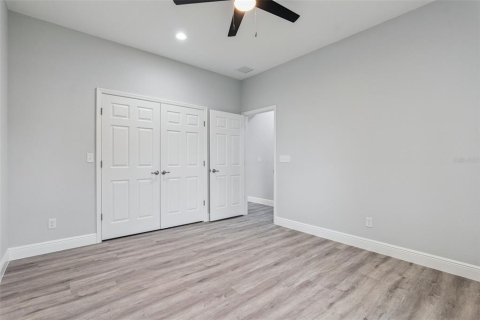 Villa ou maison à vendre à Deltona, Floride: 4 chambres, 212.84 m2 № 2280279 - photo 17
