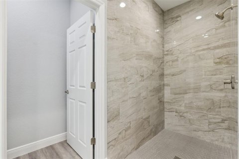 Villa ou maison à vendre à Deltona, Floride: 4 chambres, 212.84 m2 № 2280279 - photo 15