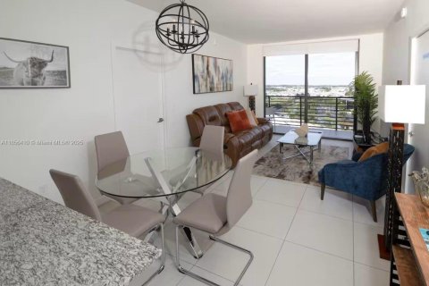 Снять в аренду квартиру в Дорал, Флорида 1 спальня, 96.62м2, № 1878513 - фото 5