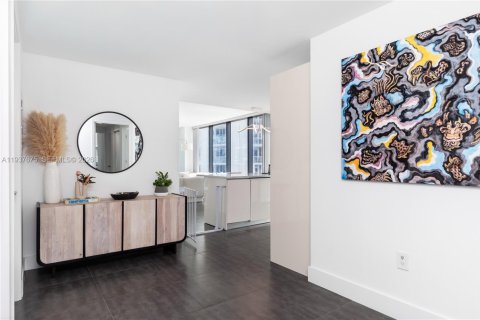 Купить кондоминиум в Майами, Флорида 3 спальни, 129.6м2, № 2053488 - фото 22