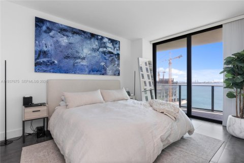 Купить кондоминиум в Майами, Флорида 3 спальни, 129.6м2, № 2053488 - фото 25