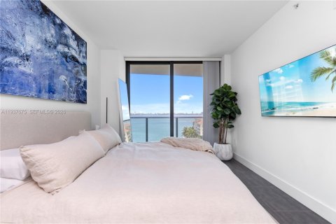 Купить кондоминиум в Майами, Флорида 3 спальни, 129.6м2, № 2053488 - фото 24