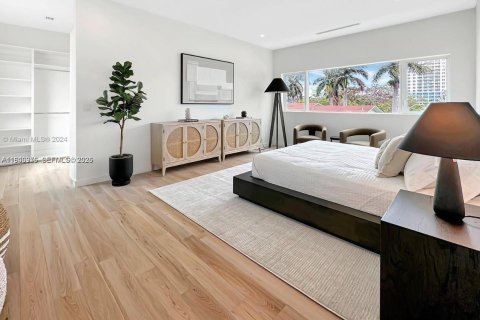 Villa ou maison à louer à Miami, Floride: 4 chambres, 343.09 m2 № 1998076 - photo 10