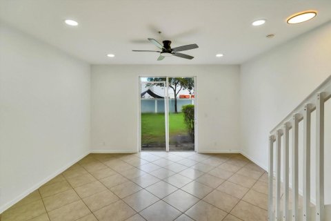 Touwnhouse à vendre à Lauderhill, Floride: 2 chambres, 120.22 m2 № 2432516 - photo 9