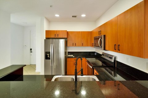 Touwnhouse à vendre à Lauderhill, Floride: 2 chambres, 120.22 m2 № 2432516 - photo 5