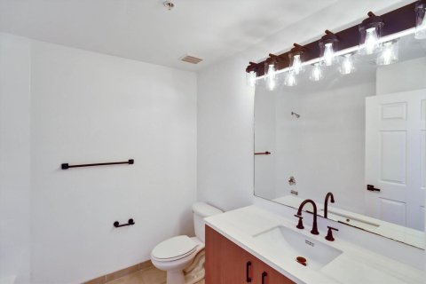 Touwnhouse à vendre à Lauderhill, Floride: 2 chambres, 120.22 m2 № 2432516 - photo 19