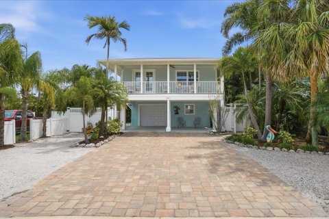 Casa en venta en Holmes Beach, Florida, 2 dormitorios, 94.2 m2 № 2195422 - foto 4