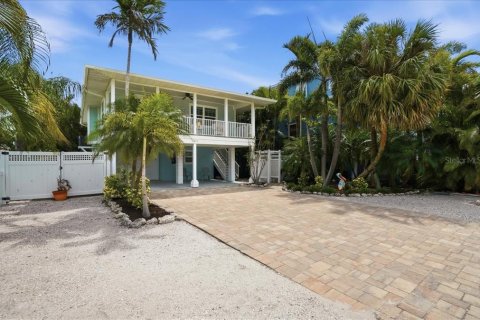 Casa en venta en Holmes Beach, Florida, 2 dormitorios, 94.2 m2 № 2195422 - foto 2