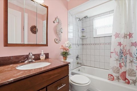 Casa en venta en Holmes Beach, Florida, 2 dormitorios, 94.2 m2 № 2195422 - foto 29