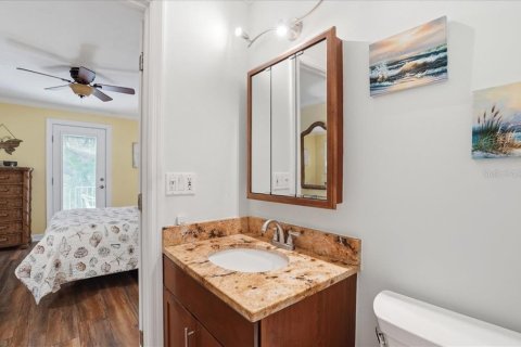 Casa en venta en Holmes Beach, Florida, 2 dormitorios, 94.2 m2 № 2195422 - foto 24