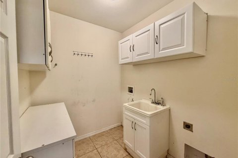 Casa en venta en Port Charlotte, Florida, 4 dormitorios, 218.04 m2 № 2388968 - foto 4
