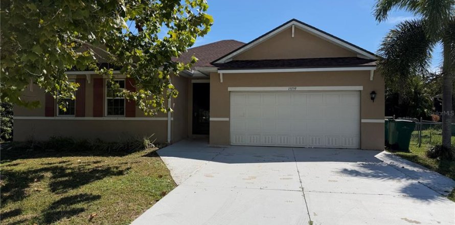 Casa en Port Charlotte, Florida 4 dormitorios, 218.04 m2 № 2388968