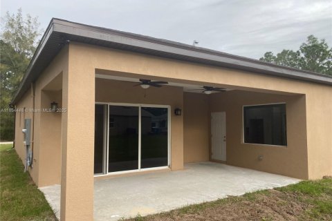 Casa en venta en Palm Bay, Florida, 4 dormitorios № 1961005 - foto 19