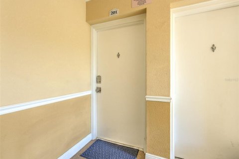 Condo in Tampa, Florida, 1 bedroom  № 1884433 - photo 30