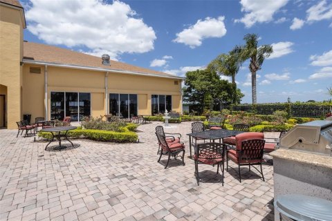 House in Winter Haven, Florida 3 bedrooms, 234.21 sq.m. № 1157339 - photo 27
