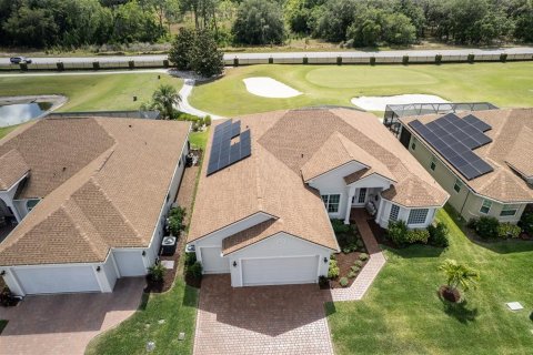 House in Winter Haven, Florida 3 bedrooms, 234.21 sq.m. № 1157339 - photo 2