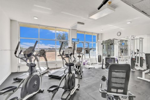 Condominio en alquiler en Bay Harbor Islands, Florida, 1 dormitorio, 88.26 m2 № 1951945 - foto 29
