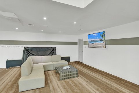 Condominio en alquiler en Bay Harbor Islands, Florida, 1 dormitorio, 88.26 m2 № 1951945 - foto 26