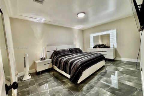Villa ou maison à louer à Miami, Floride: 2 chambres, 302.77 m2 № 2169320 - photo 20