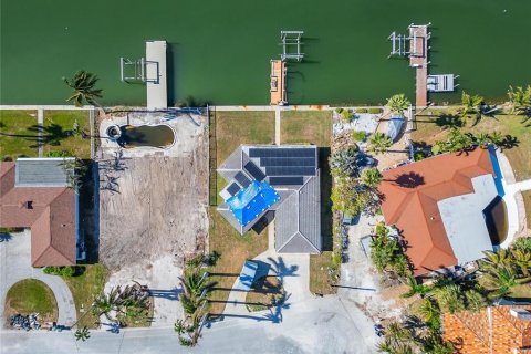 Villa ou maison à vendre à Treasure Island, Floride: 2 chambres, 173.45 m2 № 1436633 - photo 5
