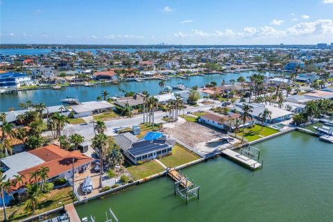Villa ou maison à vendre à Treasure Island, Floride: 2 chambres, 173.45 m2 № 1436633 - photo 14