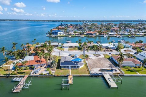 Villa ou maison à vendre à Treasure Island, Floride: 2 chambres, 173.45 m2 № 1436633 - photo 15