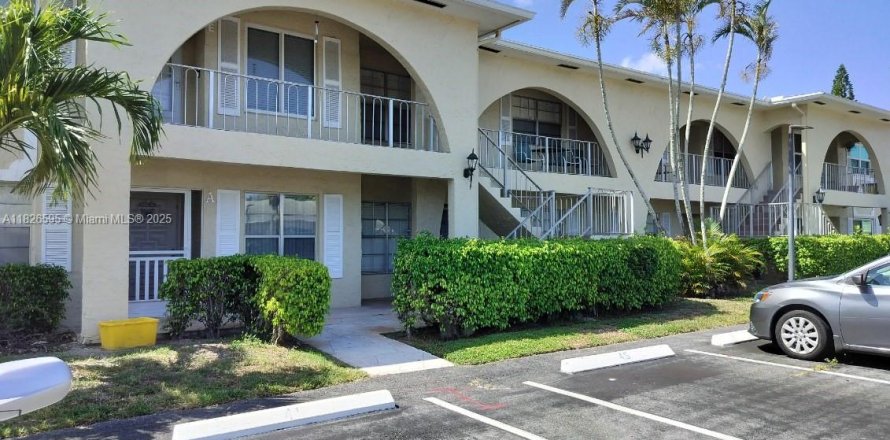 Condo in Delray Beach, Florida, 2 bedrooms № 1796338