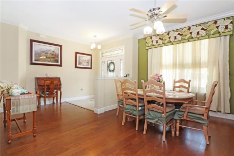 House in Leesburg, Florida 3 bedrooms, 216.18 sq.m. № 1732342 - photo 7