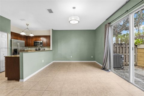 Adosado en alquiler en Miramar, Florida, 3 dormitorios, 153.85 m2 № 2031692 - foto 10