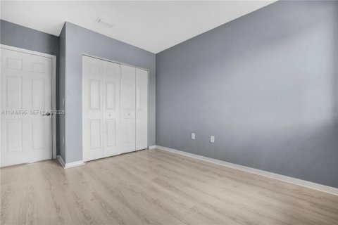 Adosado en alquiler en Miramar, Florida, 3 dormitorios, 153.85 m2 № 2031692 - foto 13