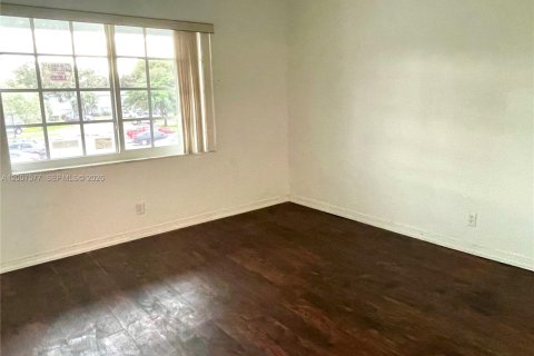 Adosado en alquiler en Davie, Florida, 3 dormitorios, 151.43 m2 № 2077893 - foto 24