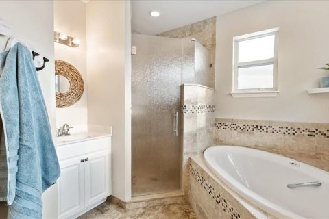 Villa ou maison à vendre à Cocoa Beach, Floride: 4 chambres, 255.67 m2 № 2139075 - photo 25
