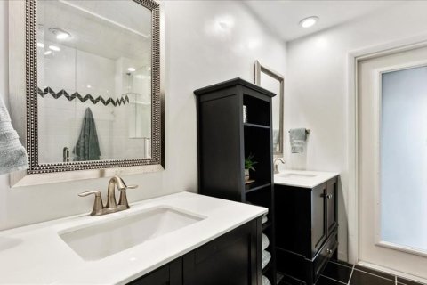 Villa ou maison à vendre à Cocoa Beach, Floride: 4 chambres, 255.67 m2 № 2139075 - photo 19