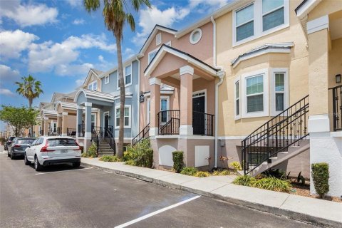 Copropriété à louer à Orlando, Floride: 2 chambres, 143.81 m2 № 1913466 - photo 4