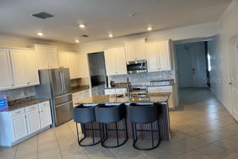 Casa en alquiler en Riverview, Florida, 4 dormitorios, 281.59 m2 № 1900980 - foto 4